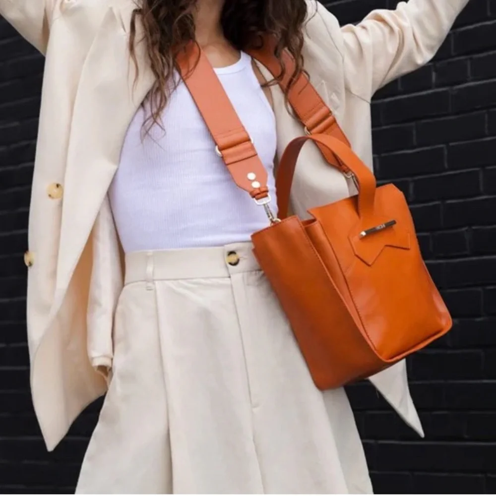 Naissant NYC Manon Crossbody Bag in Damascus - Picture 4 of 10